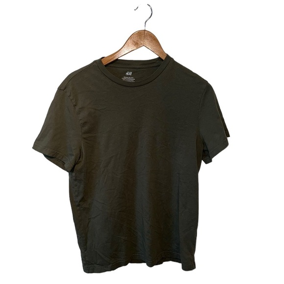 H&M Other - H&M Military Green Short Sleeve Tee Shirt Size Medium